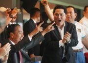 Ada Prabowo, Ekspresi Senang Jokowi dan juga Erick saat Timnas Indonesia U-17 Vs Ekuador Bermain Imbang di tempat GBT