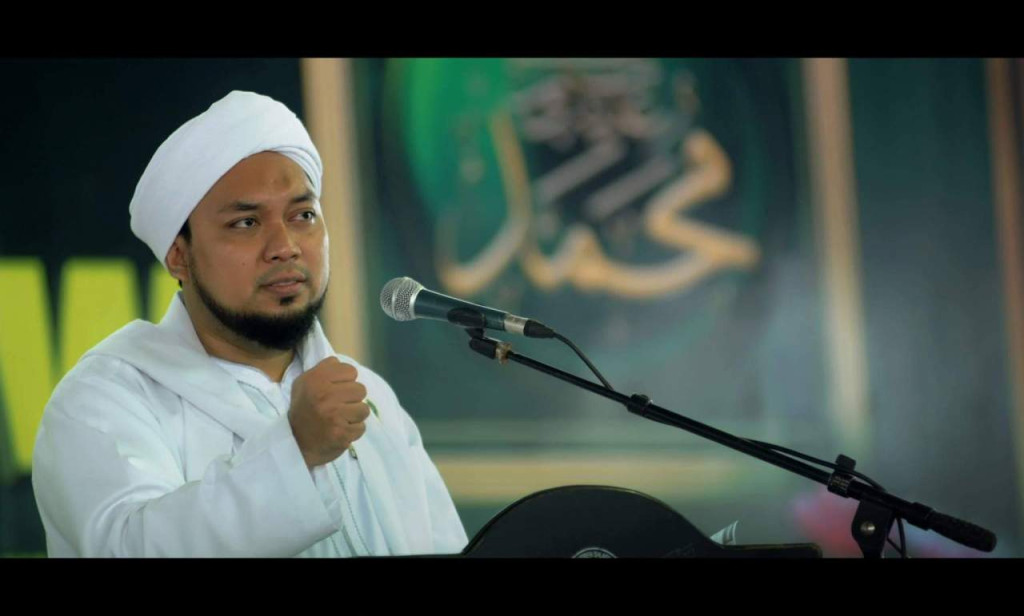 KH R Ahmad Azaim Ibrahimy, Keutamaan dan Adab Berilmu
