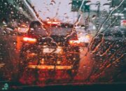 Fitur di Mobil yang digunakan Bikin Pemobil Aman Saat Berkendara di dalam Musim Hujan, Jangan Sampai Dimatikan