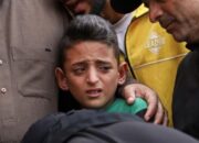 Teriakan Pilu Anak Kawasan Gaza pada Pengungsian Jabalia Usai Dibombardir Militer Israel; Ayahku Menjadi Martir