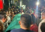 Momen Jenazah Rizal Ramli Tiba Di Rumah Duka Disambut Kalimat Tahlil Kerabat Dan Sahabat