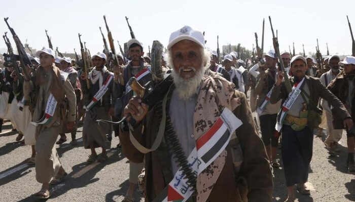 Vonis Houthi Yaman sebagai Teroris, Joe Biden Sedang ‘Bermain Api’