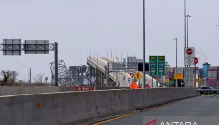 Singapura kirim pasukan bantu investigasi jembatan ambruk di Baltimore