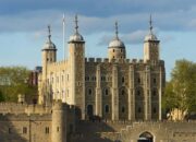 Teror Di The Tower Of London