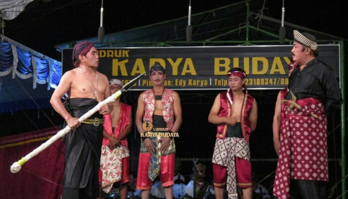 Membumikan Kembali Tradisi Budaya Jawa Timur Yang Hampir Punah